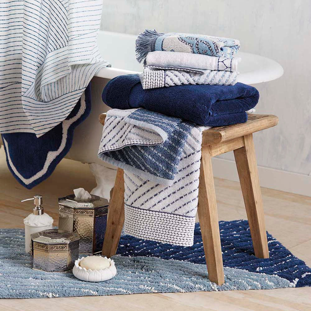 towels and rugs